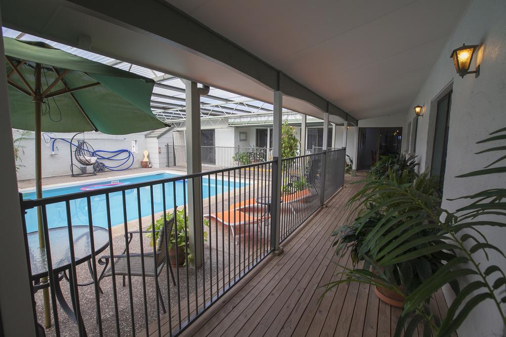 Batemans Bay Manor - Bed And Breakfast Экстерьер фото